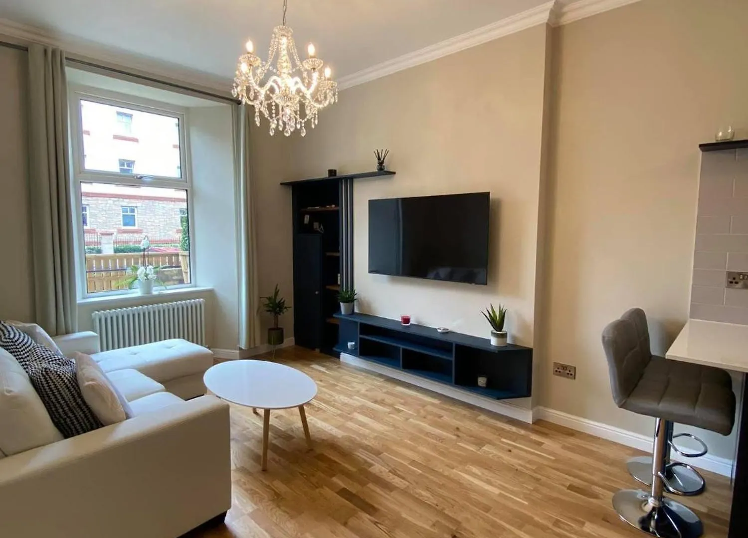 Cosy Apartment Near City Centre Edinburgh
